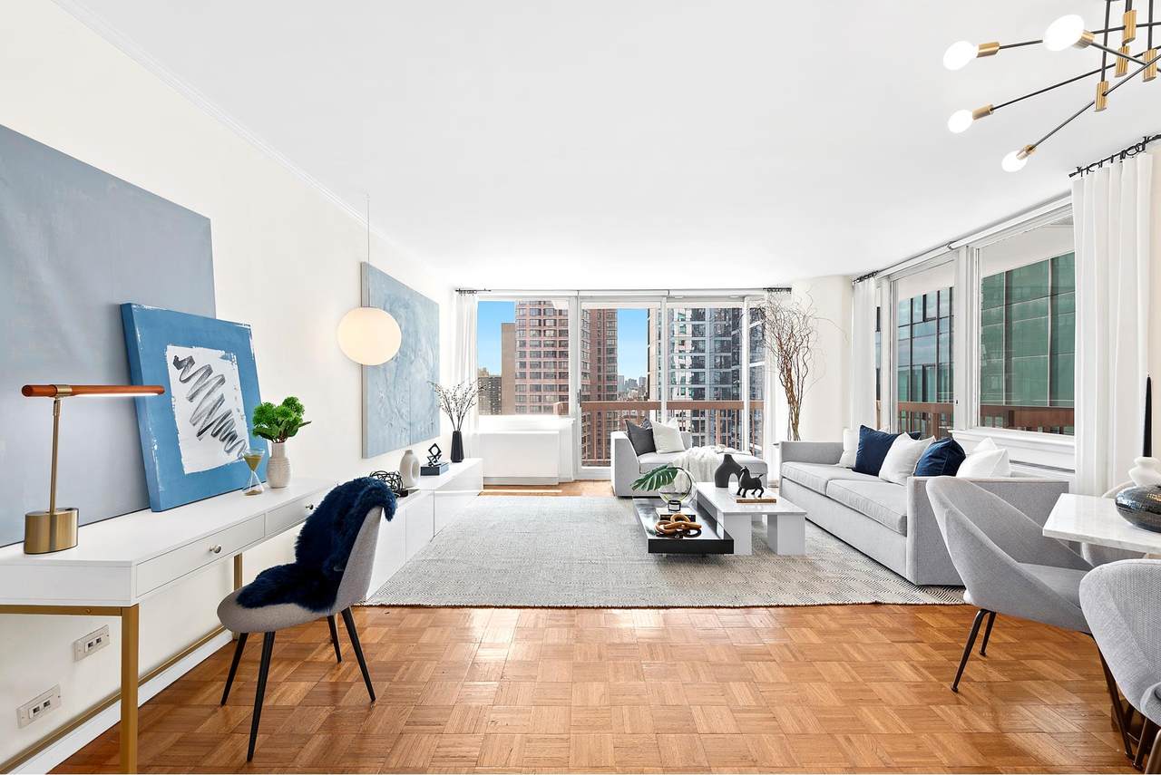235 40TH Street - Photo 1