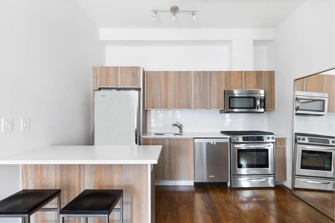 655 Franklin Avenue - Photo 1