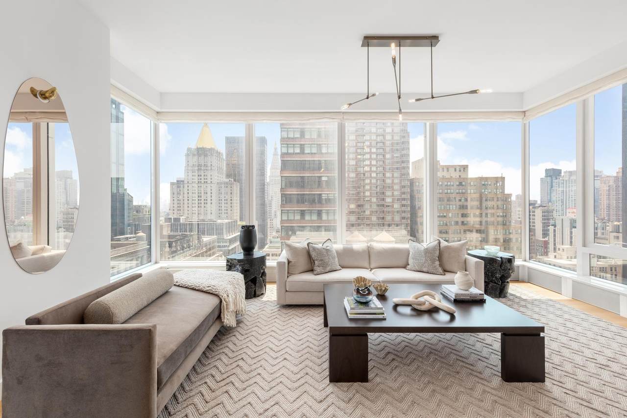 15 30TH Street - Photo 1
