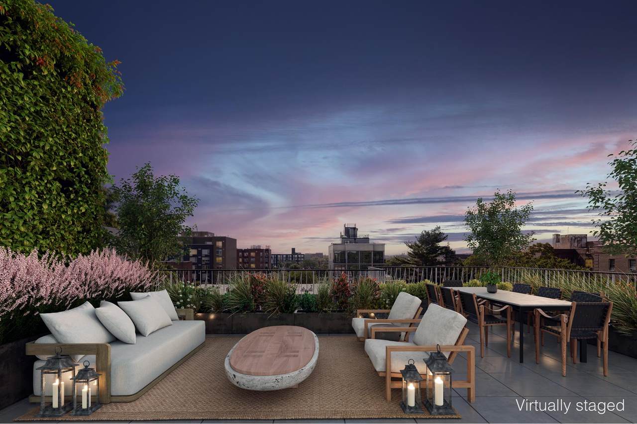 785 34TH Street - Photo 1