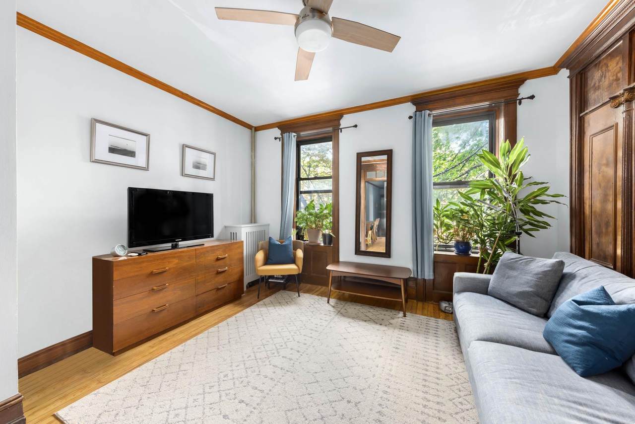 370 Union Street - Photo 1