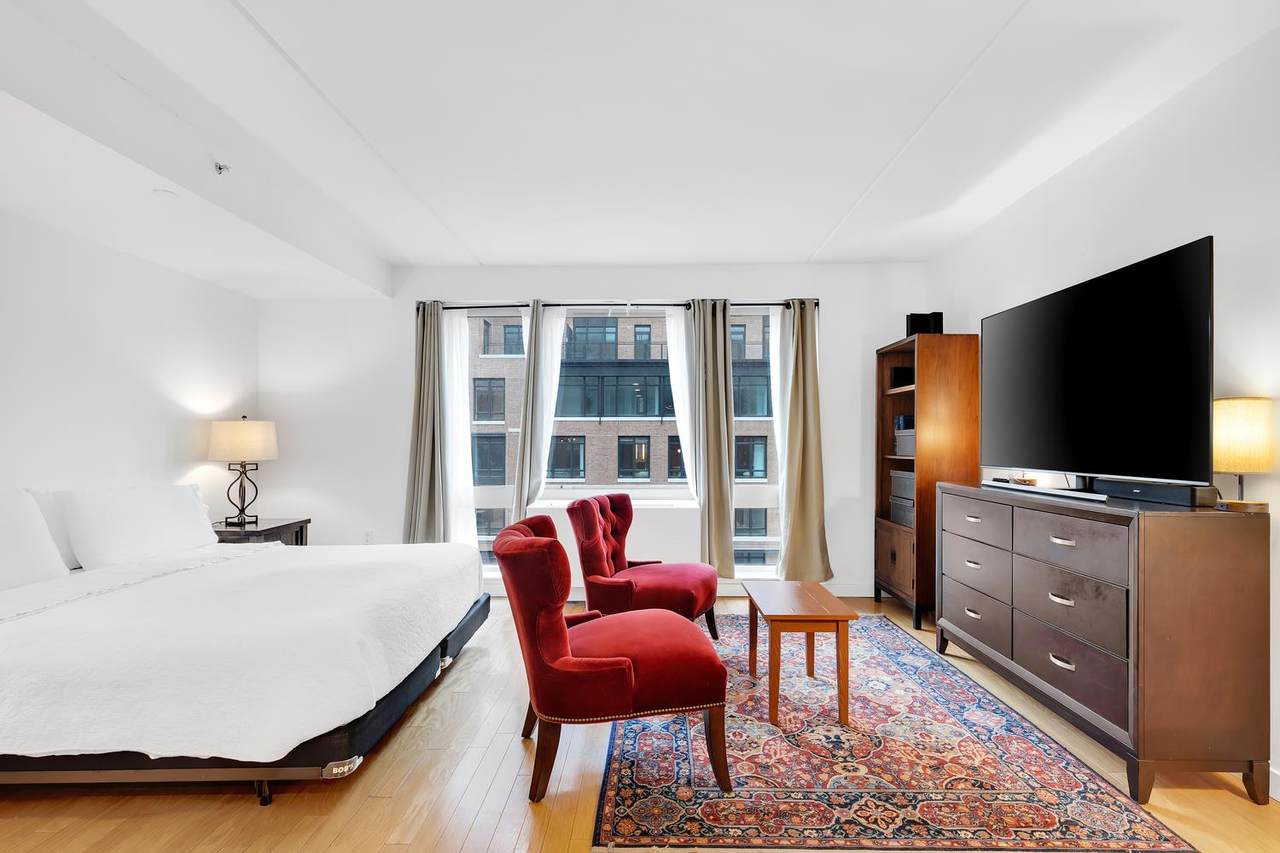 555 23RD Street - Photo 1