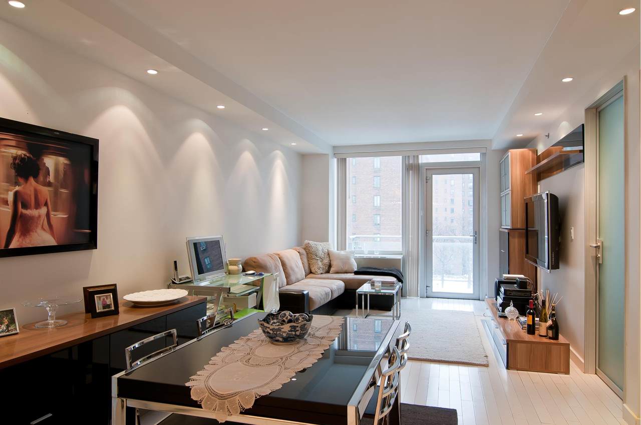 425 13TH Street - Photo 1