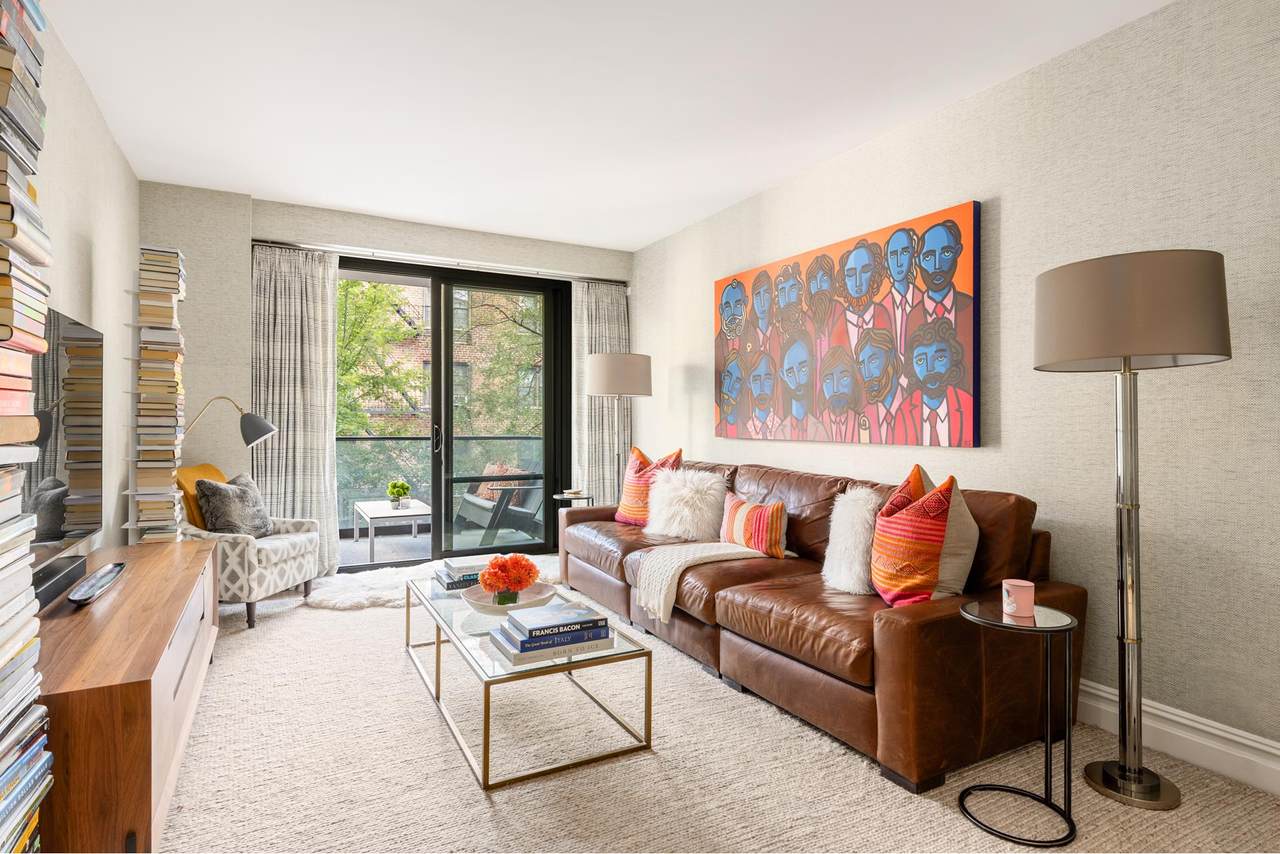 245 14TH Street - Photo 1