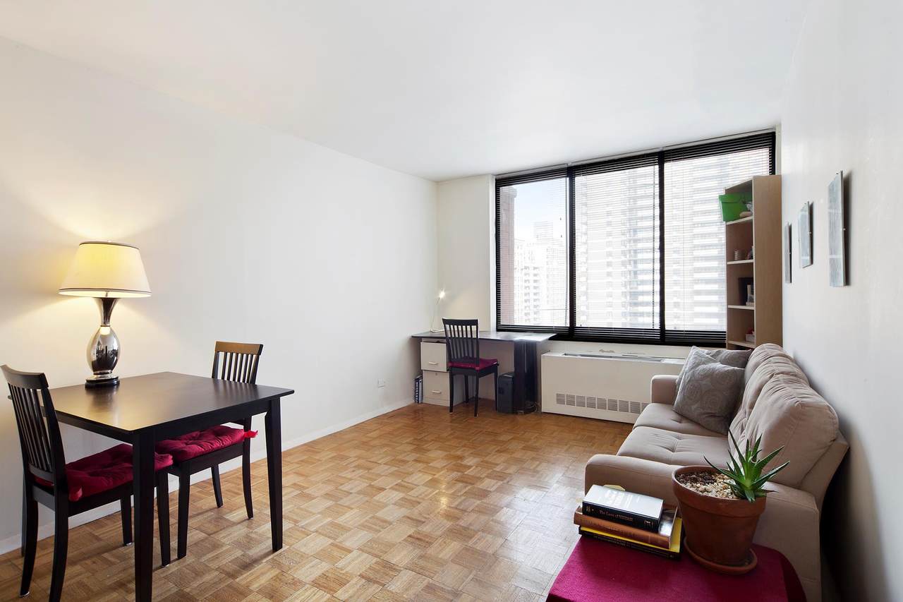 215 95TH Street - Photo 1