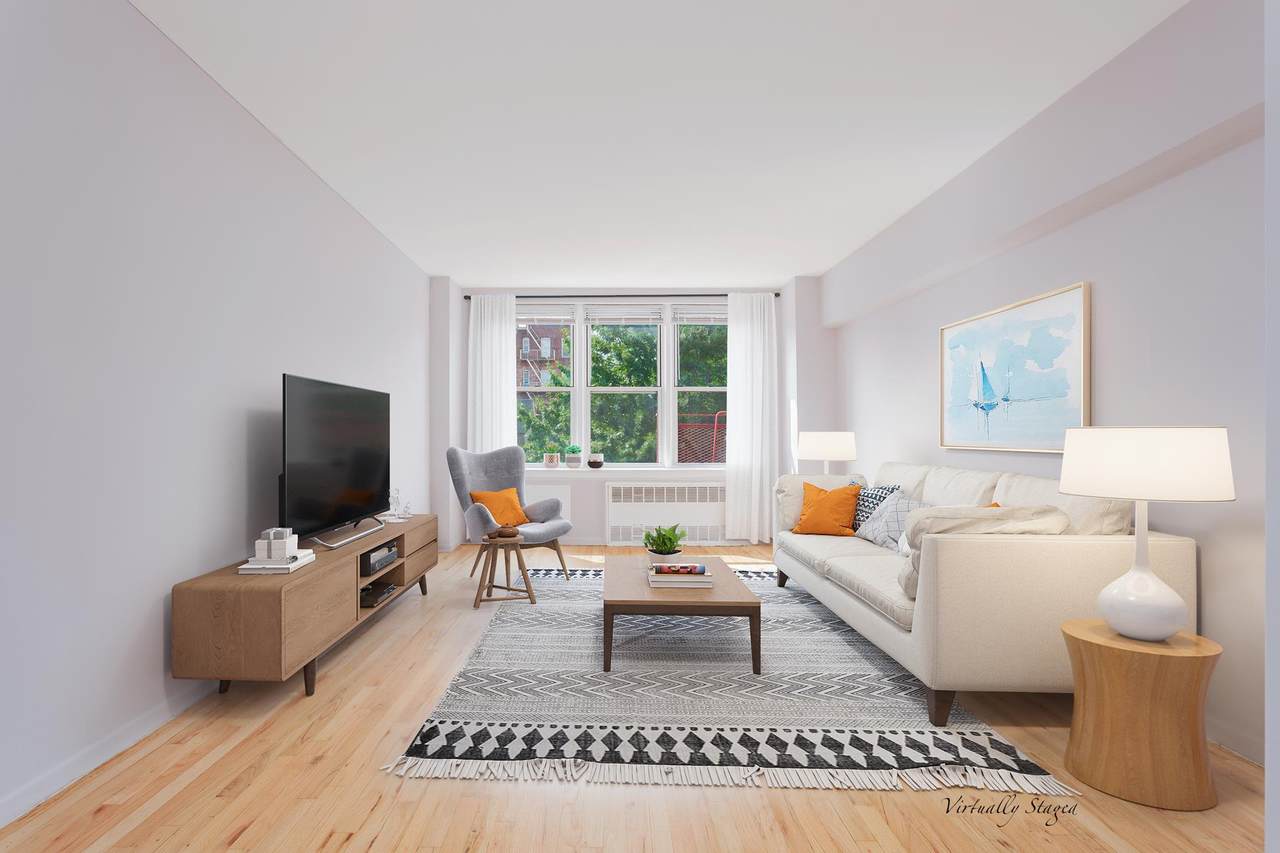 495 7TH Street - Photo 1