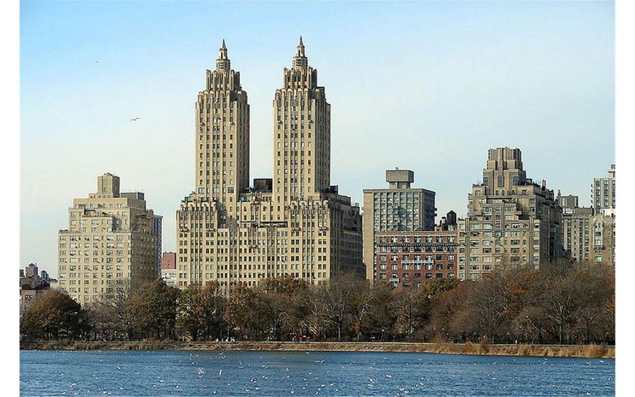 300 Central Park - Photo 1