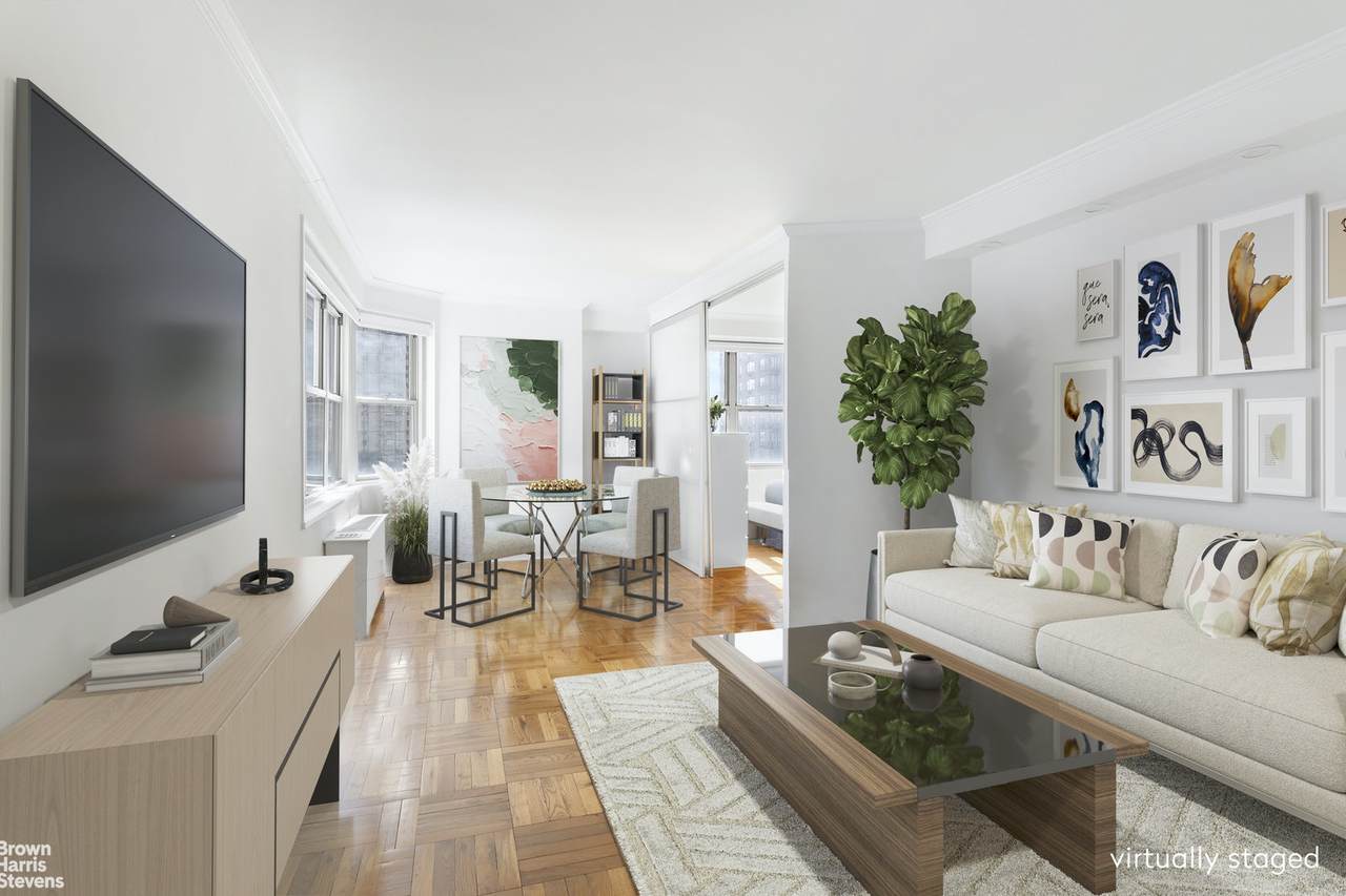 300 40TH Street - Photo 1