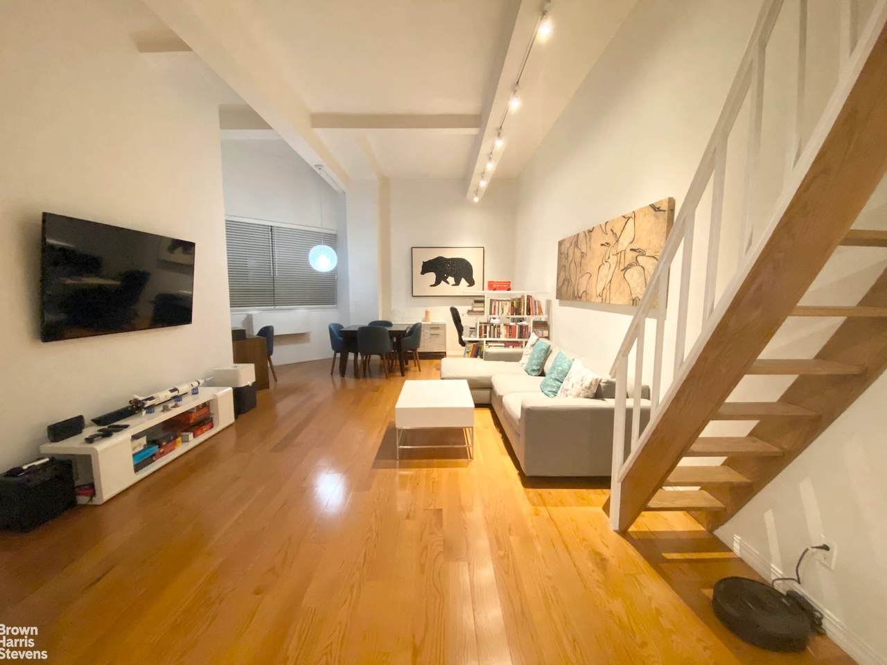 310 46TH Street - Photo 1