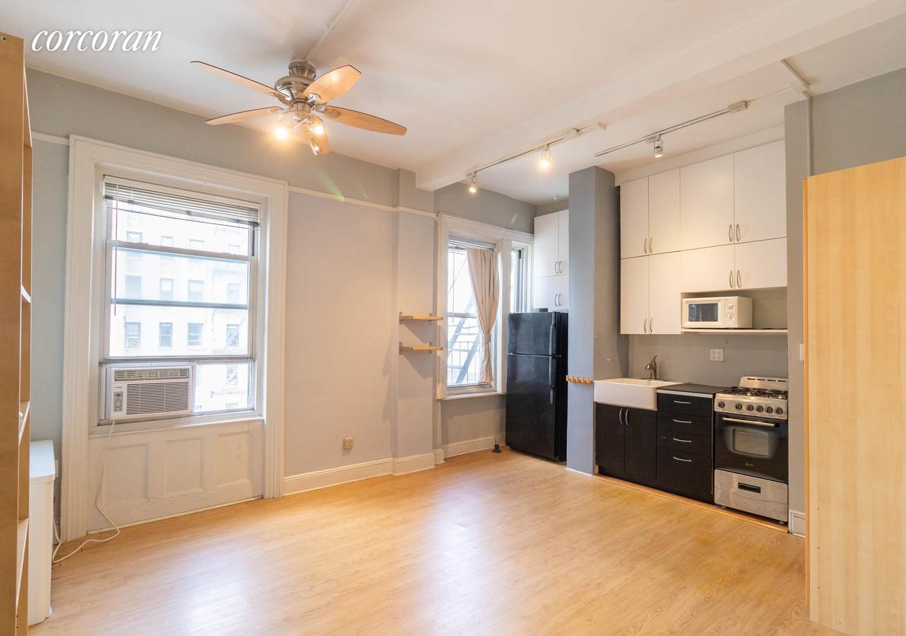 615 113TH Street - Photo 1