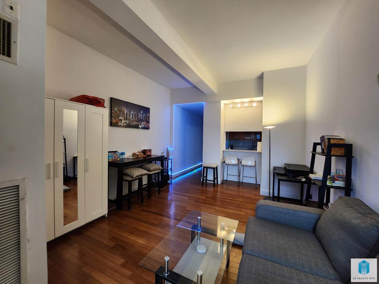88 Greenwich Street - Photo 1