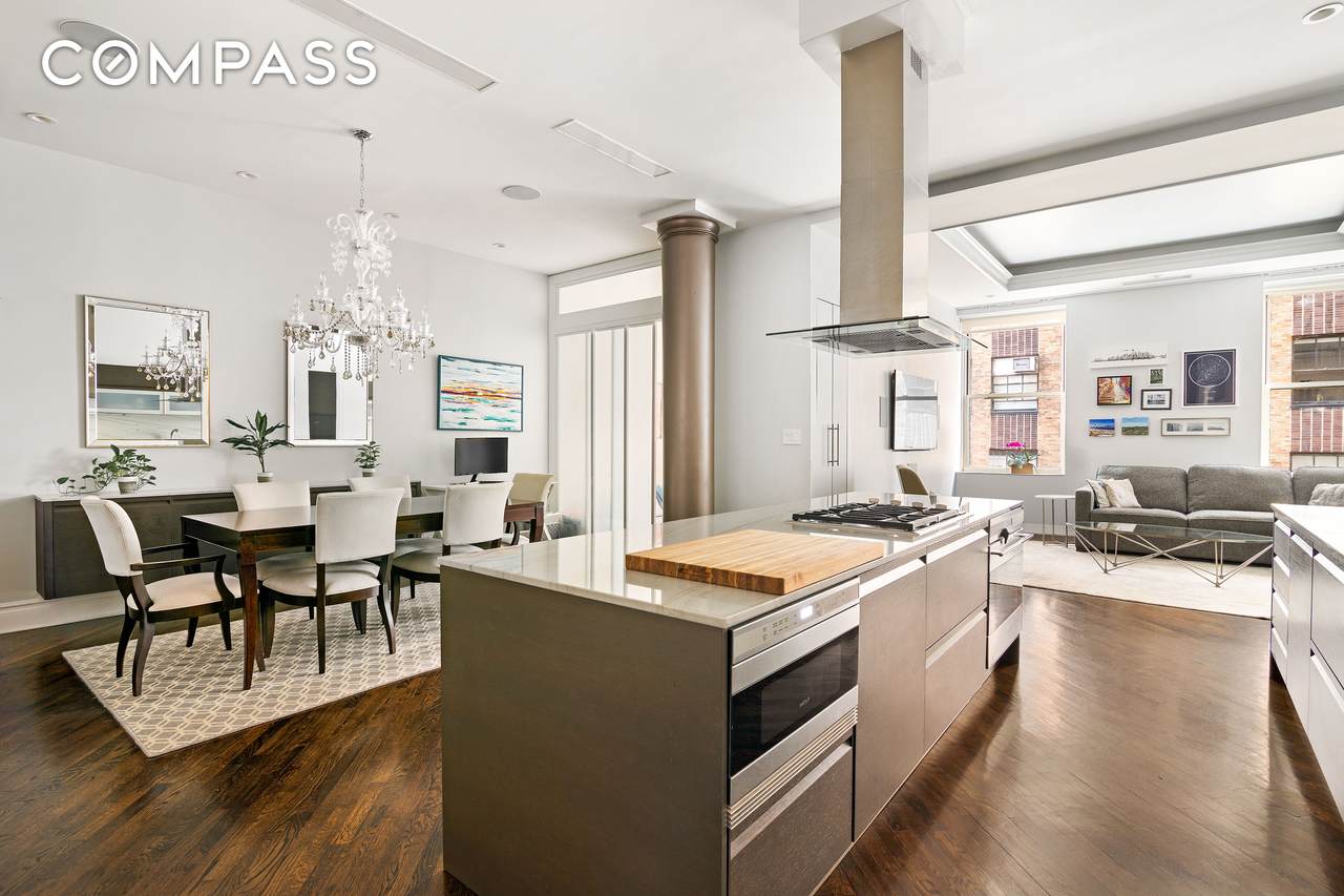 395 Broadway - Photo 1