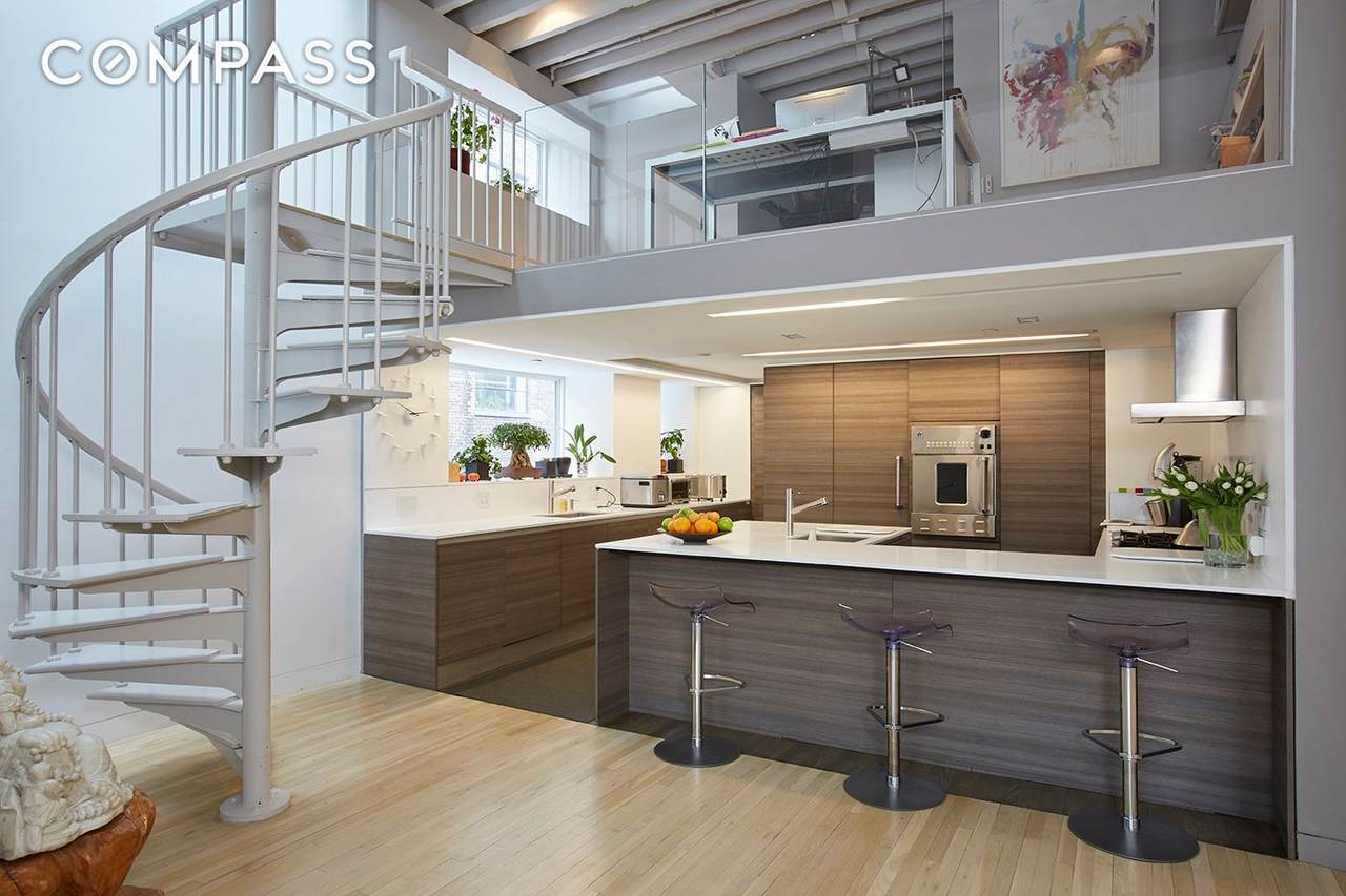 514 Broadway - Photo 1