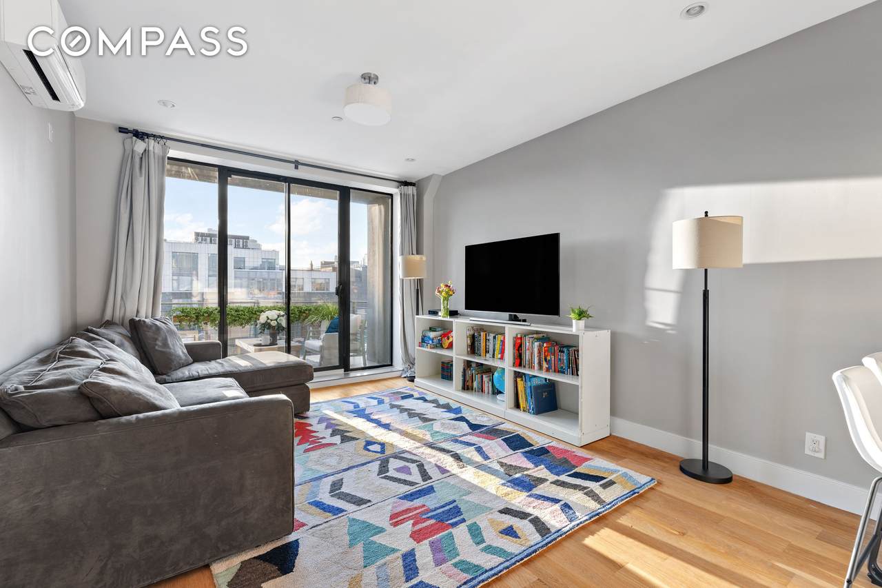 516 Classon Avenue - Photo 1