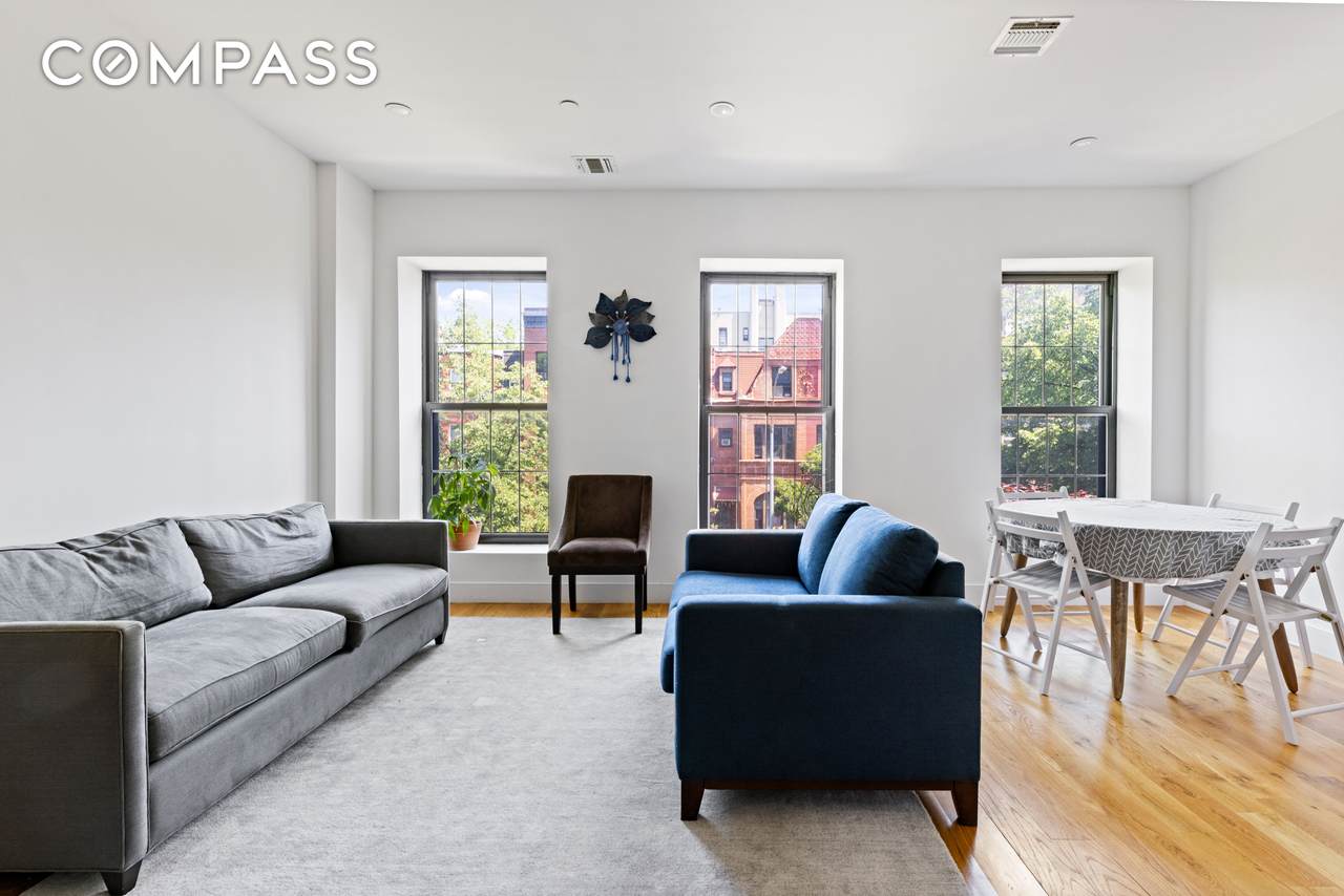 1084 Dean Street - Photo 1