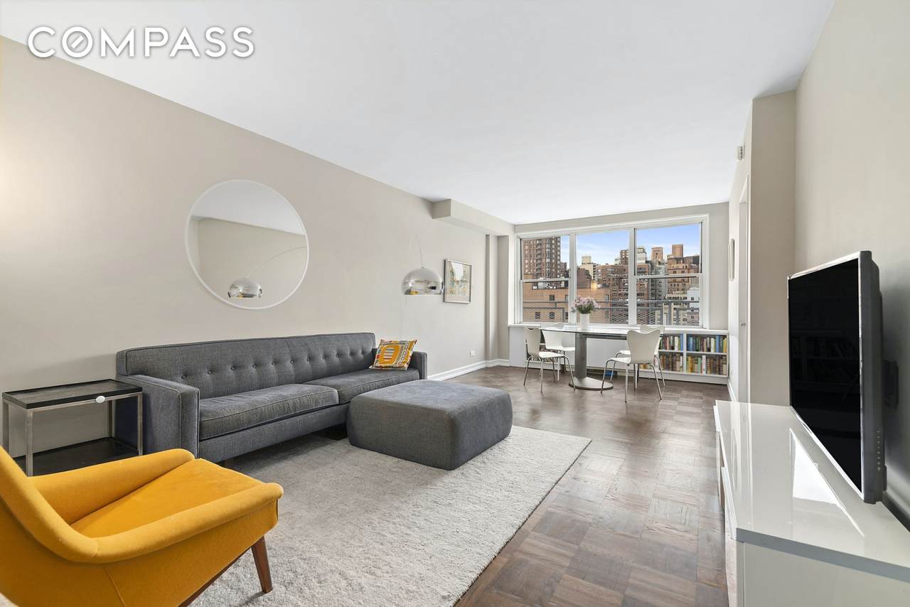 207 74th Street - Photo 1