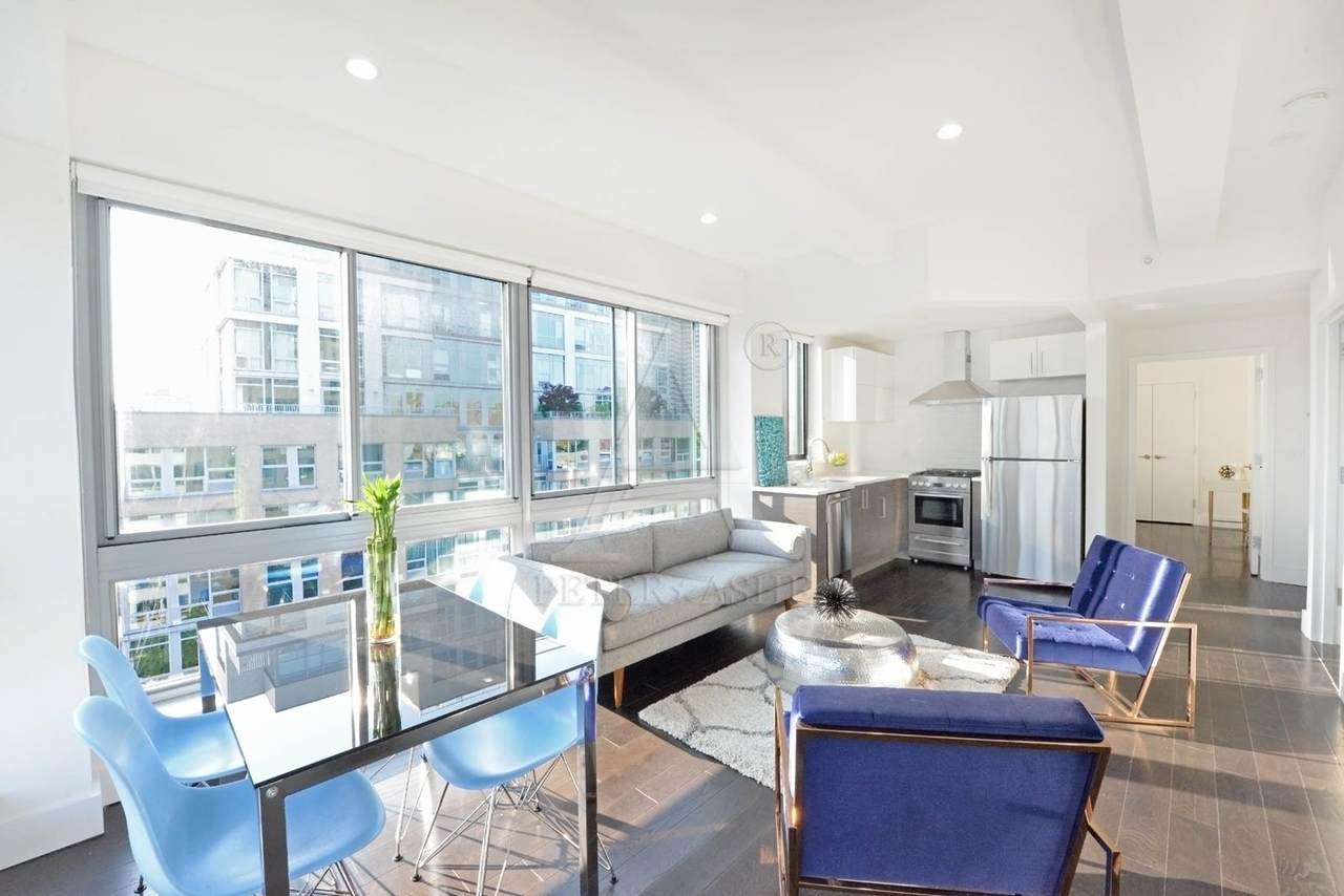 2183 3rd Ave - Photo 1