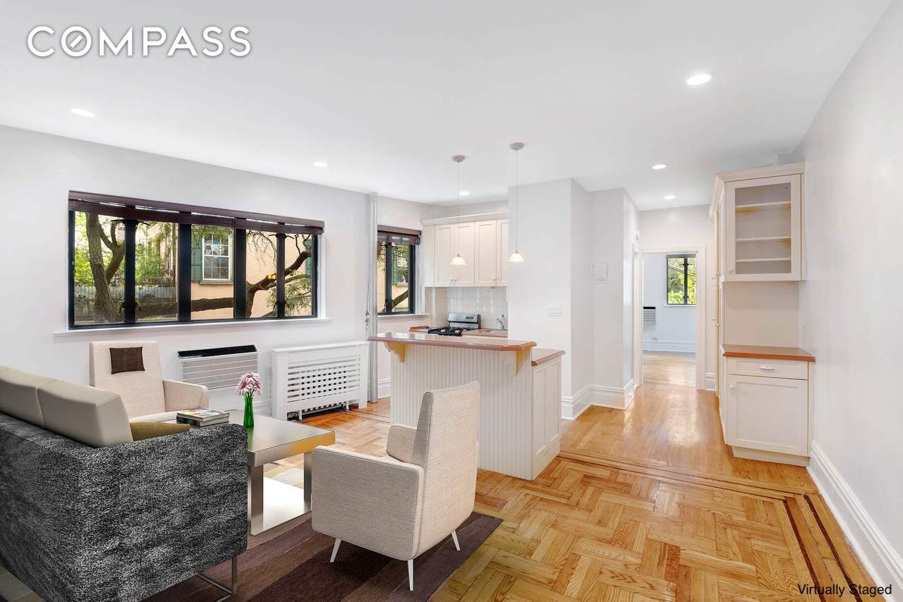 210 6th Avenue - Photo 1