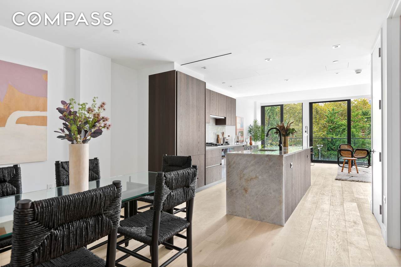165 Chrystie Street - Photo 1