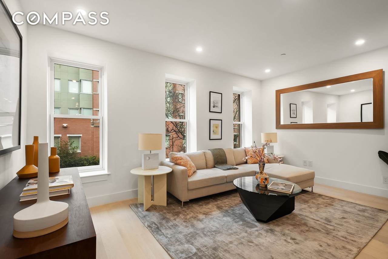 494 7th Street - Photo 1
