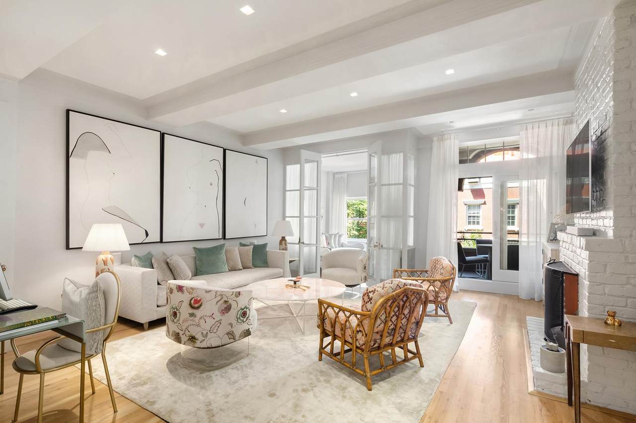 822 Greenwich Street - Photo 1