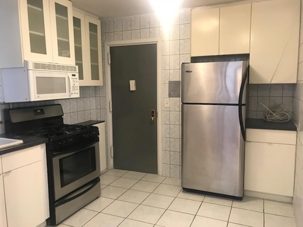 390 Broome St - Photo 1