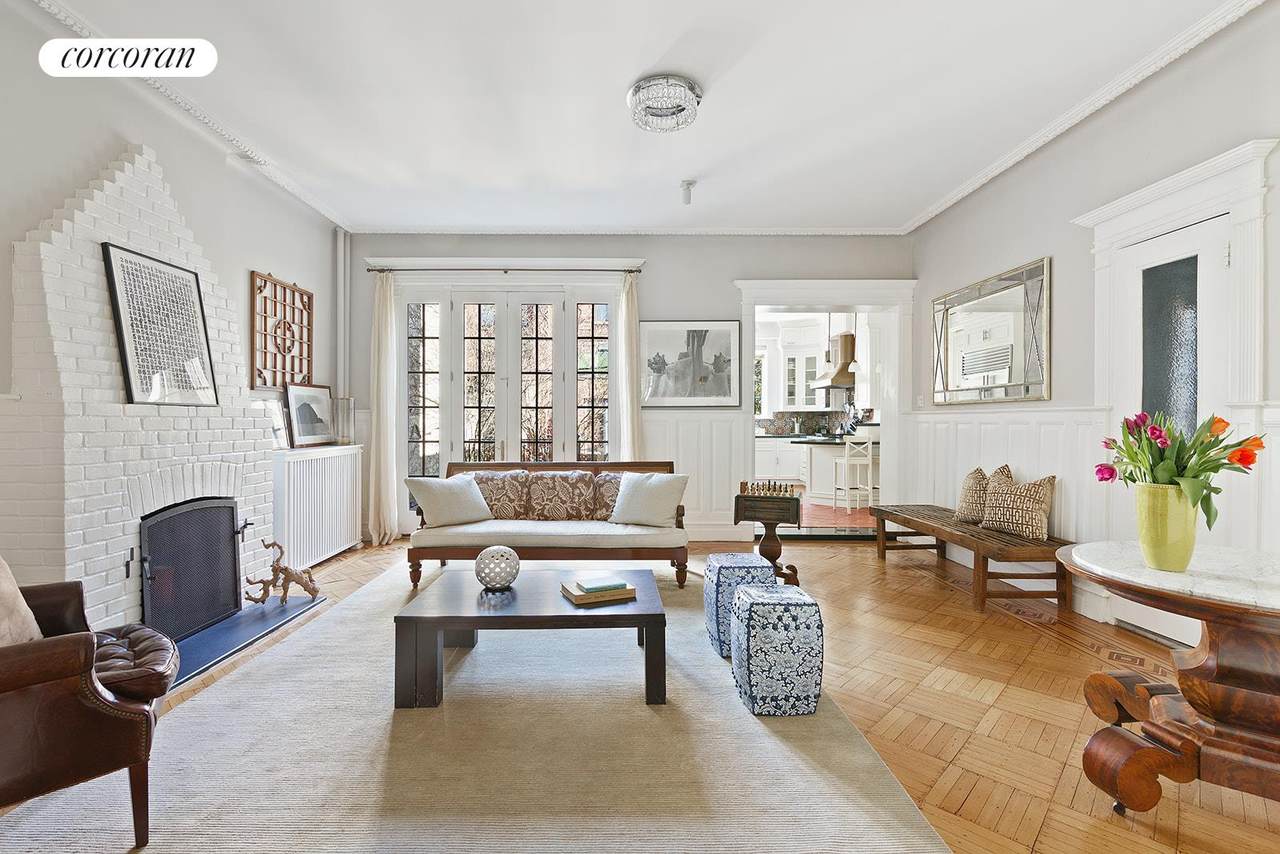 627 2ND Street - Photo 1