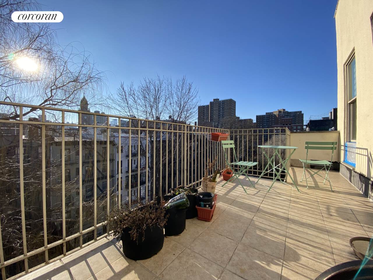 528 6TH Street - Photo 1