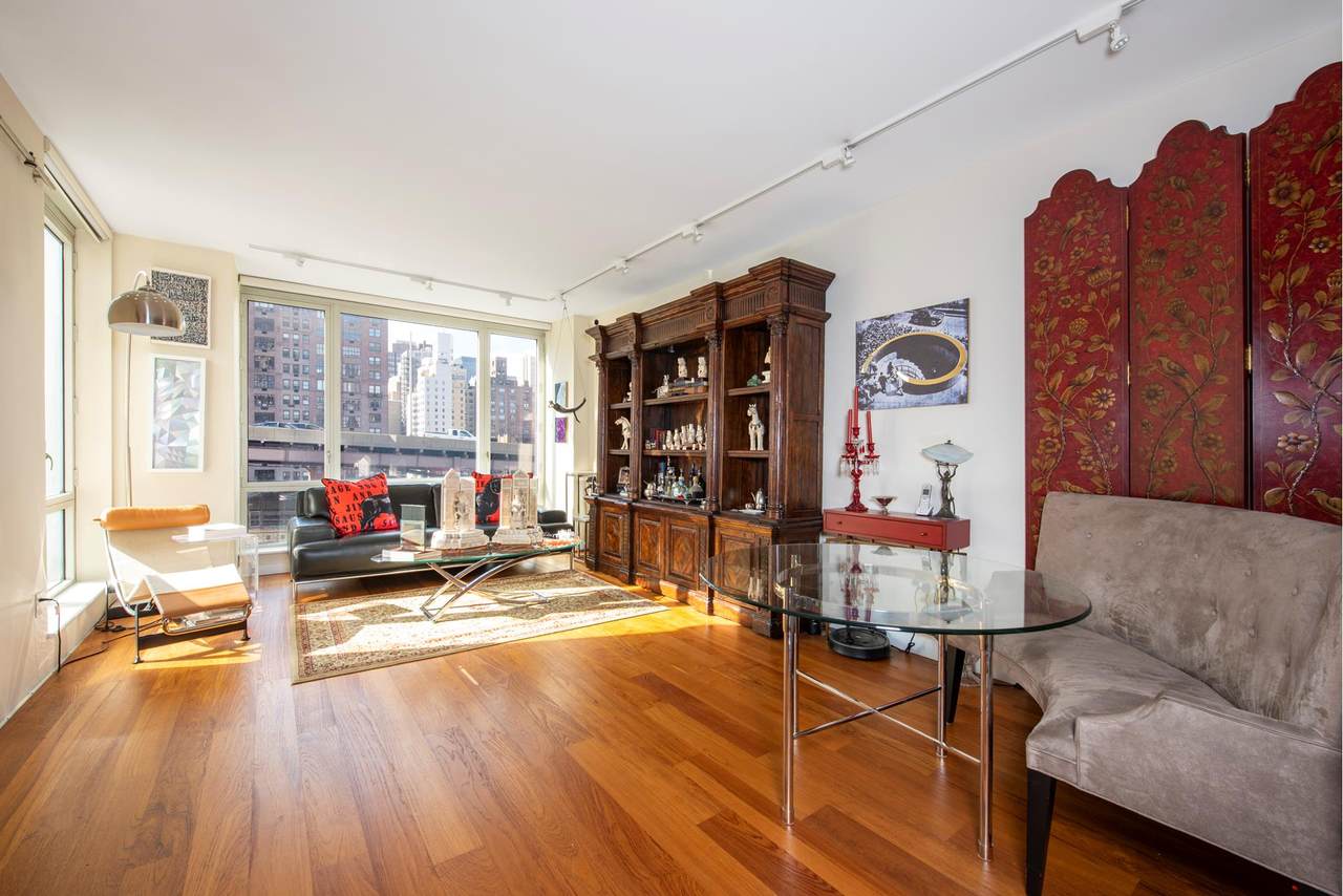 401 60TH Street - Photo 1