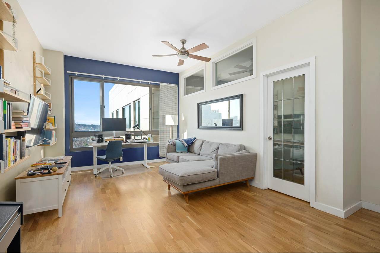 500 4TH Avenue - Photo 1