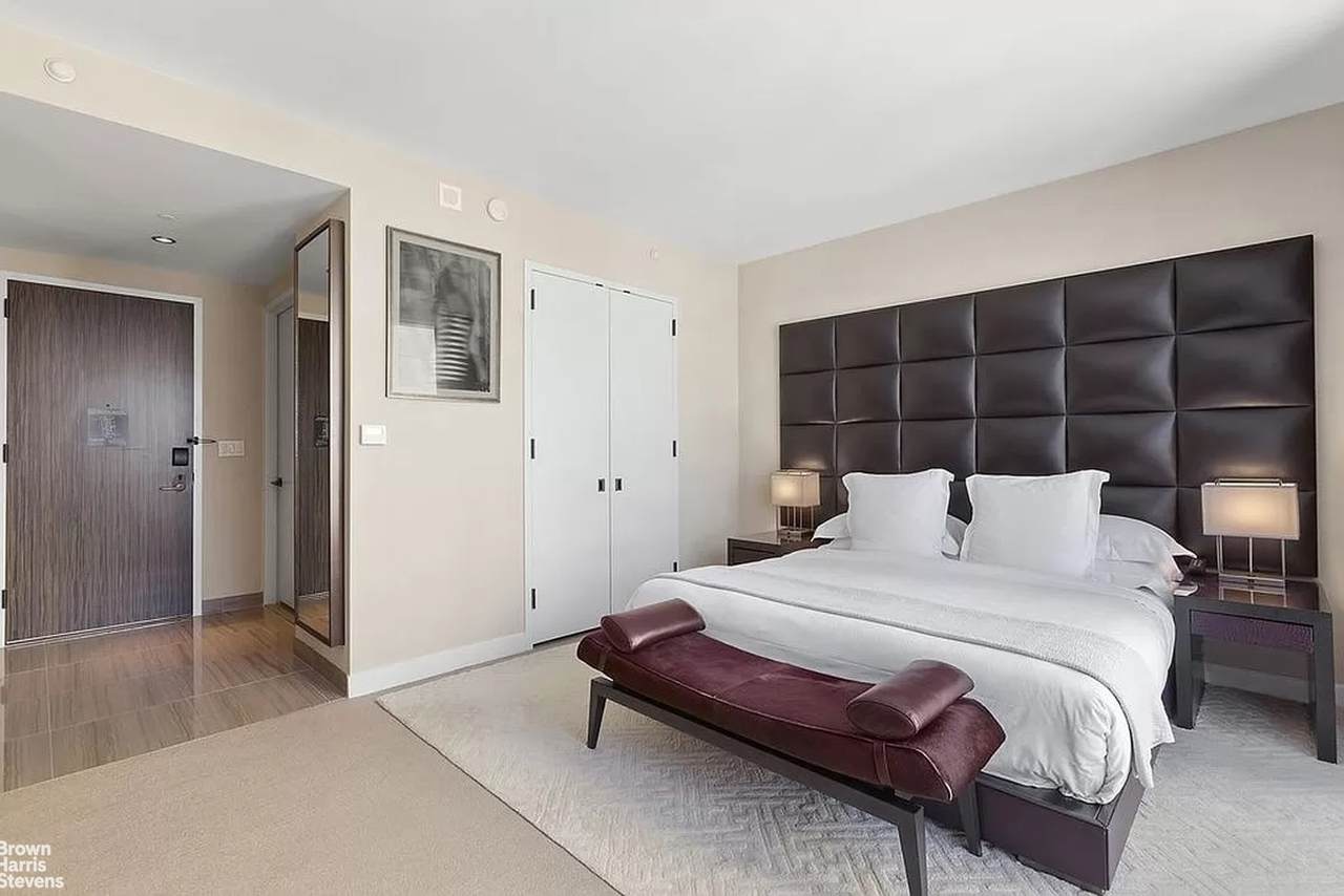 246 Spring Street - Photo 1