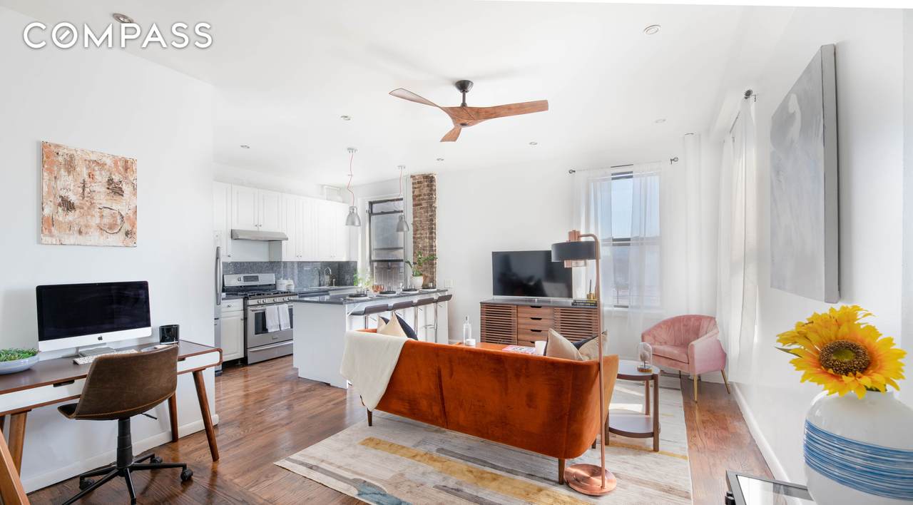 725 Riverside Drive - Photo 1