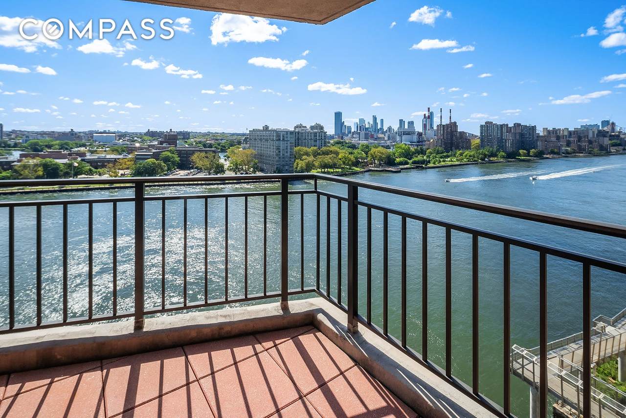 55 End Avenue - Photo 1