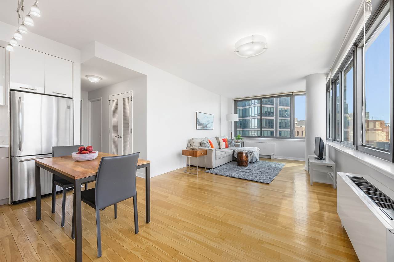 230 Ashland Place - Photo 1