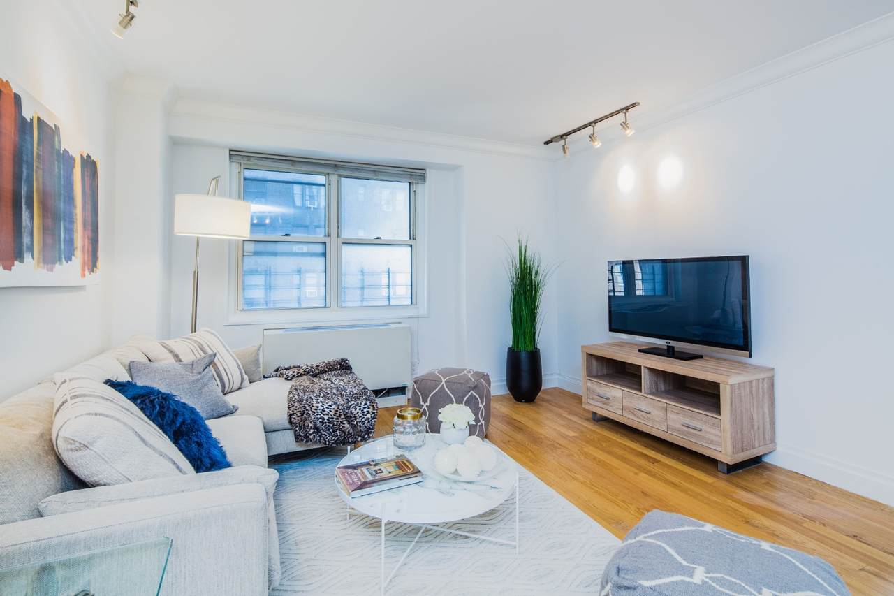 400 54th Street - Photo 1