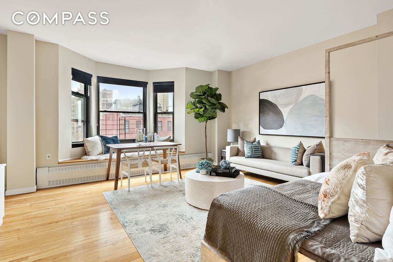 104 70th Street - Photo 1
