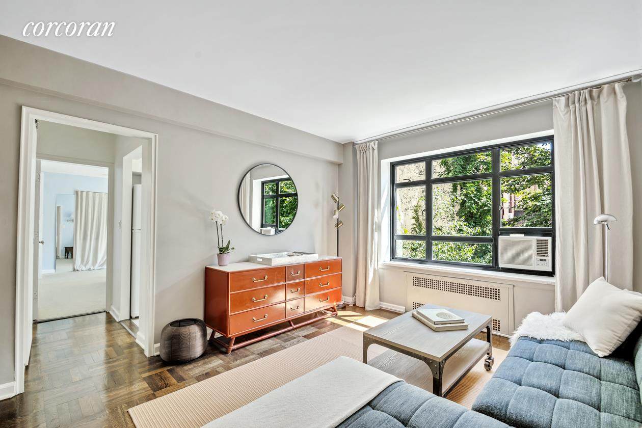 100 Remsen Street - Photo 1
