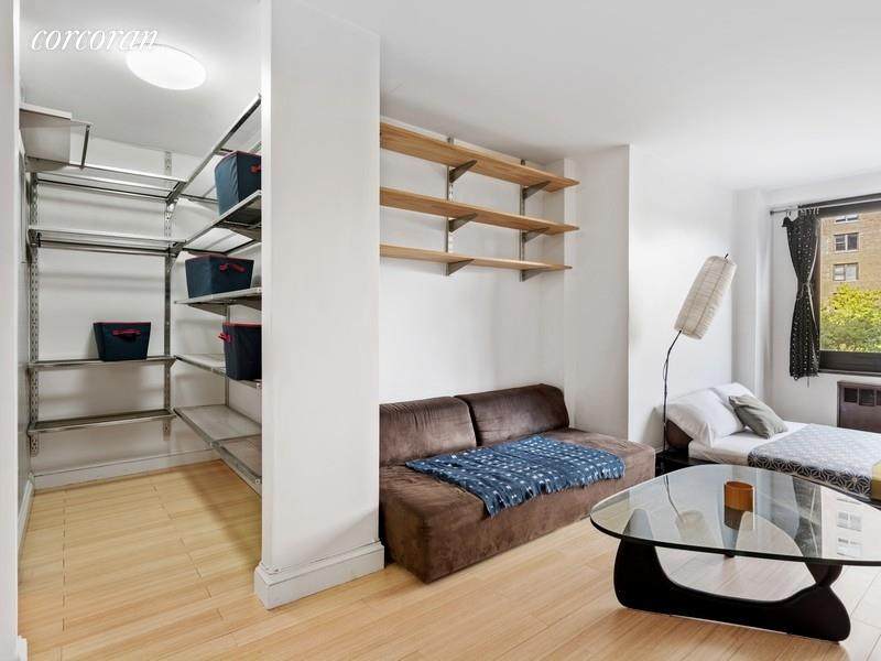 195 Willoughby Avenue - Photo 1