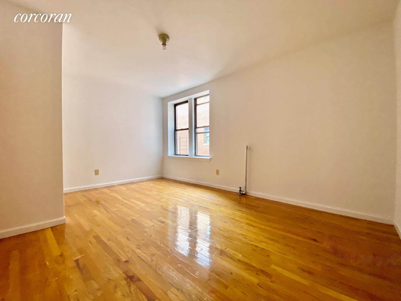 585 Isham Street - Photo 1