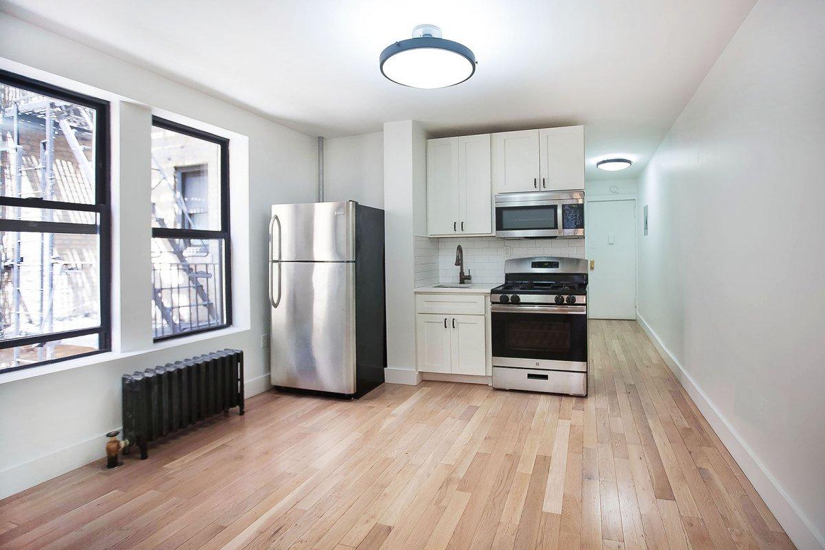 137 137TH St - Photo 1