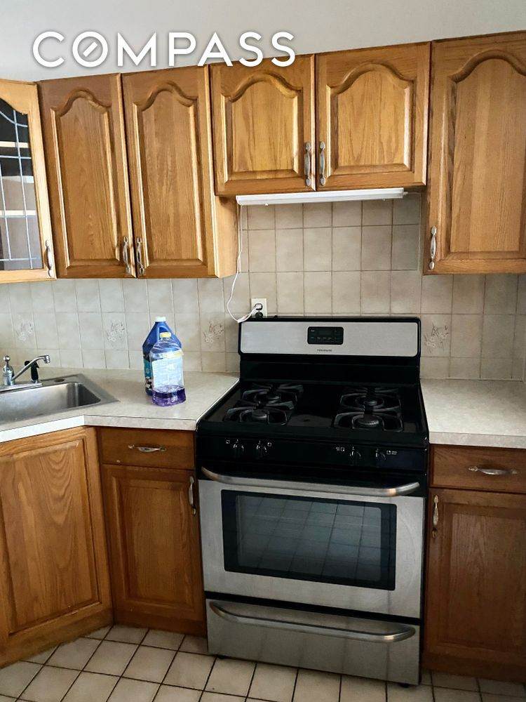 731 Humboldt Street - Photo 1