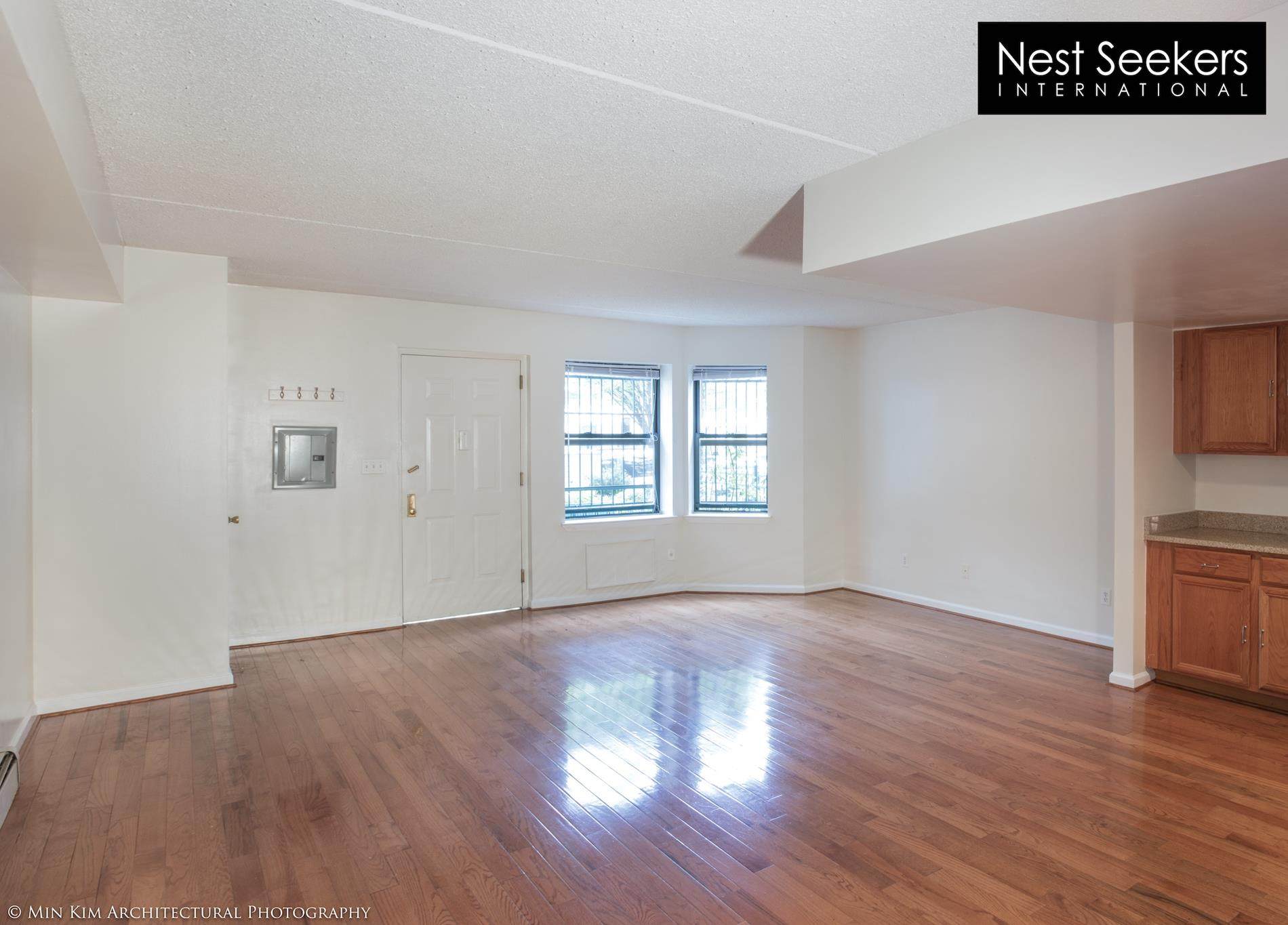 64 119th St - Photo 1