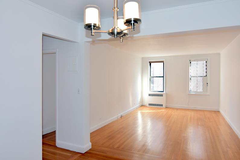 350 54th St - Photo 1