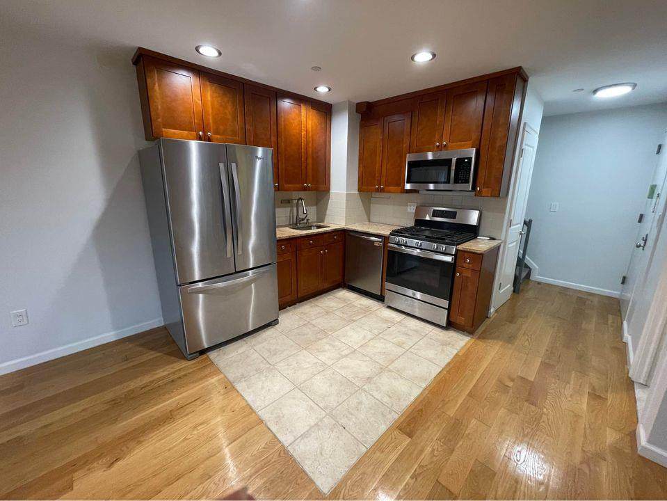 411 99th Street - Photo 1