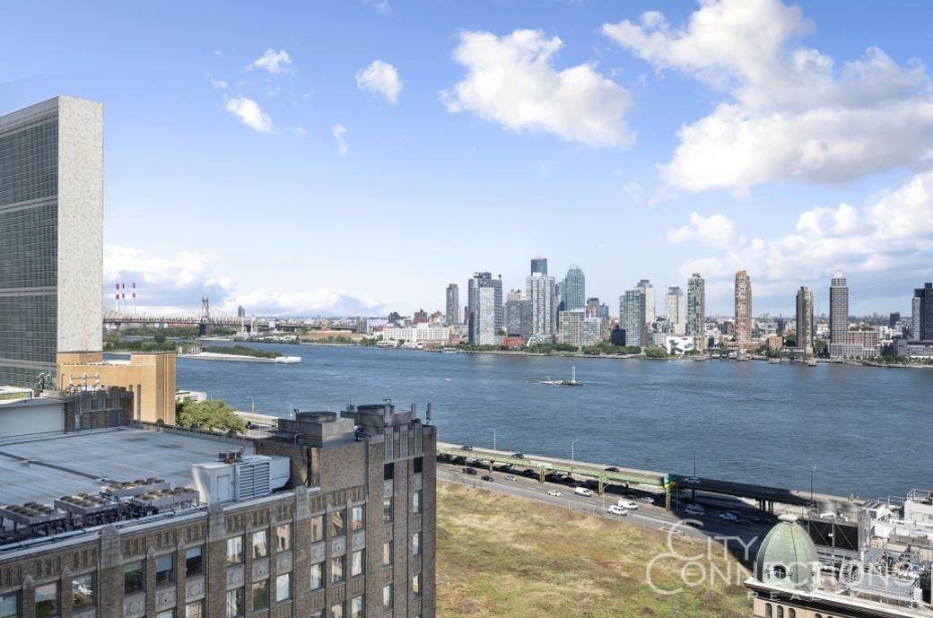 330 38th Street - Photo 1