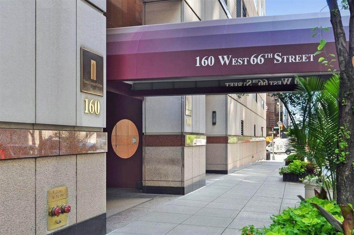 160 66th Street - Photo 1