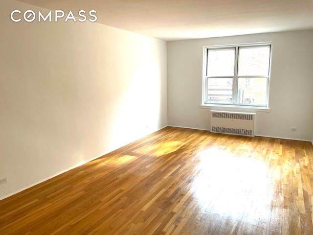 30 Monroe Place - Photo 1