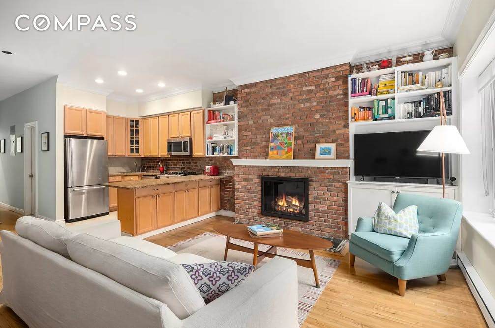 20 90th Street - Photo 1