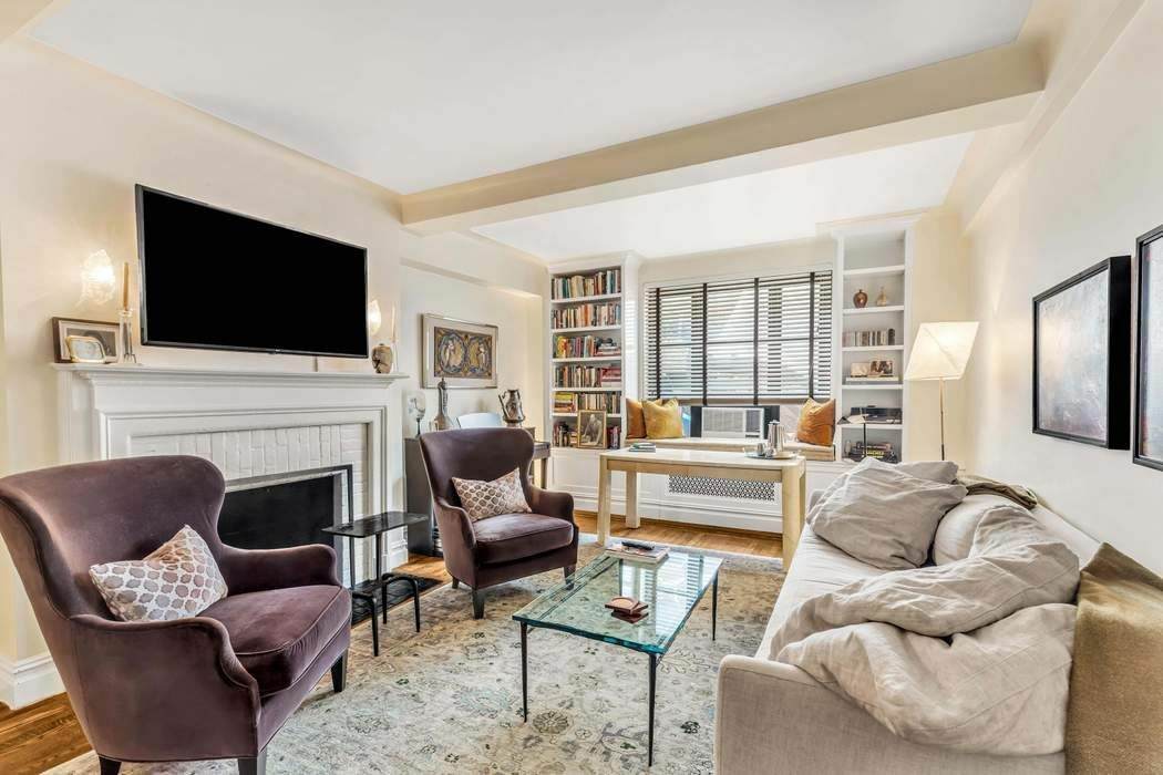 235 22ND Street - Photo 1