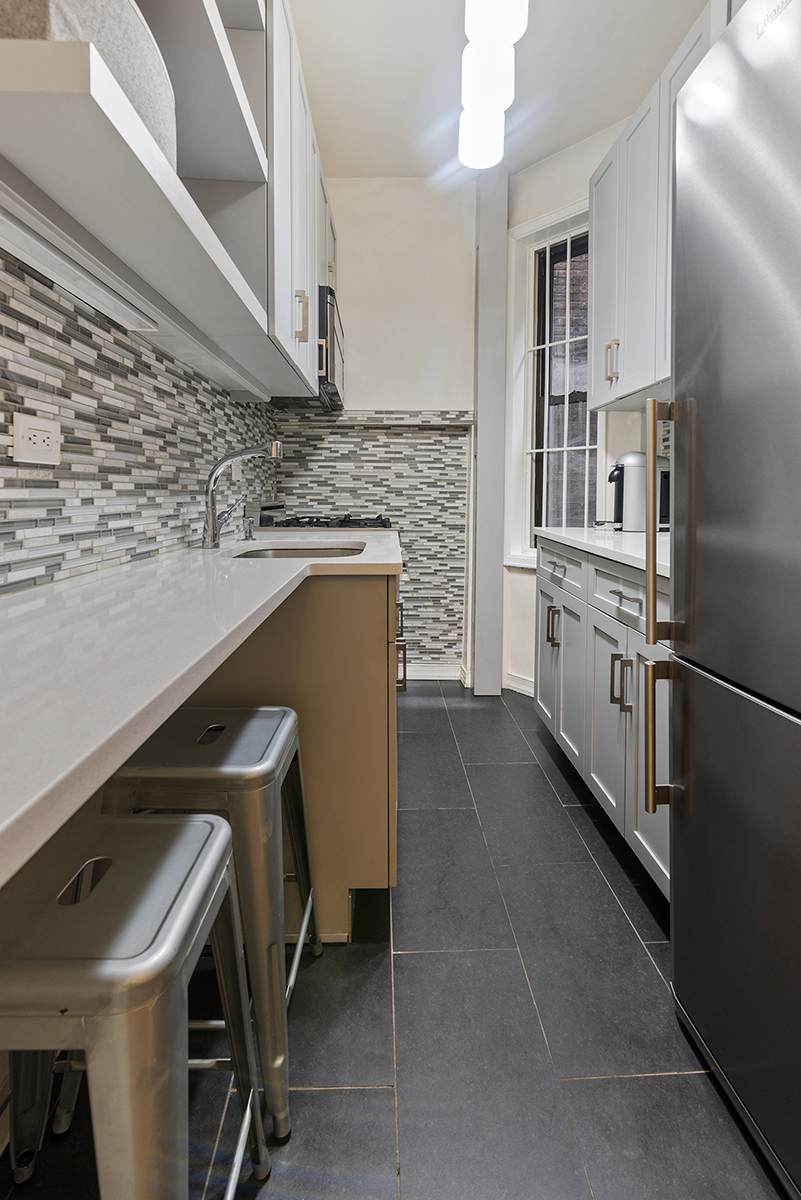 123 88TH Street - Photo 1